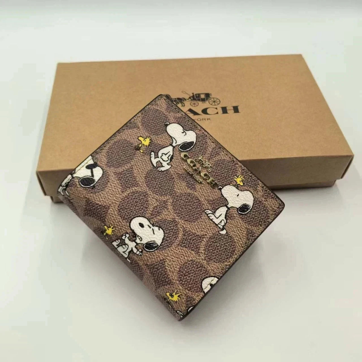 NWT Coach X Peanuts Snap Wallet In Signature Canvas With Snoopy Print CBN32